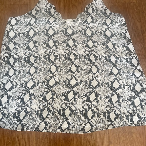 Socialite Camisole Top - Picture 6 of 14